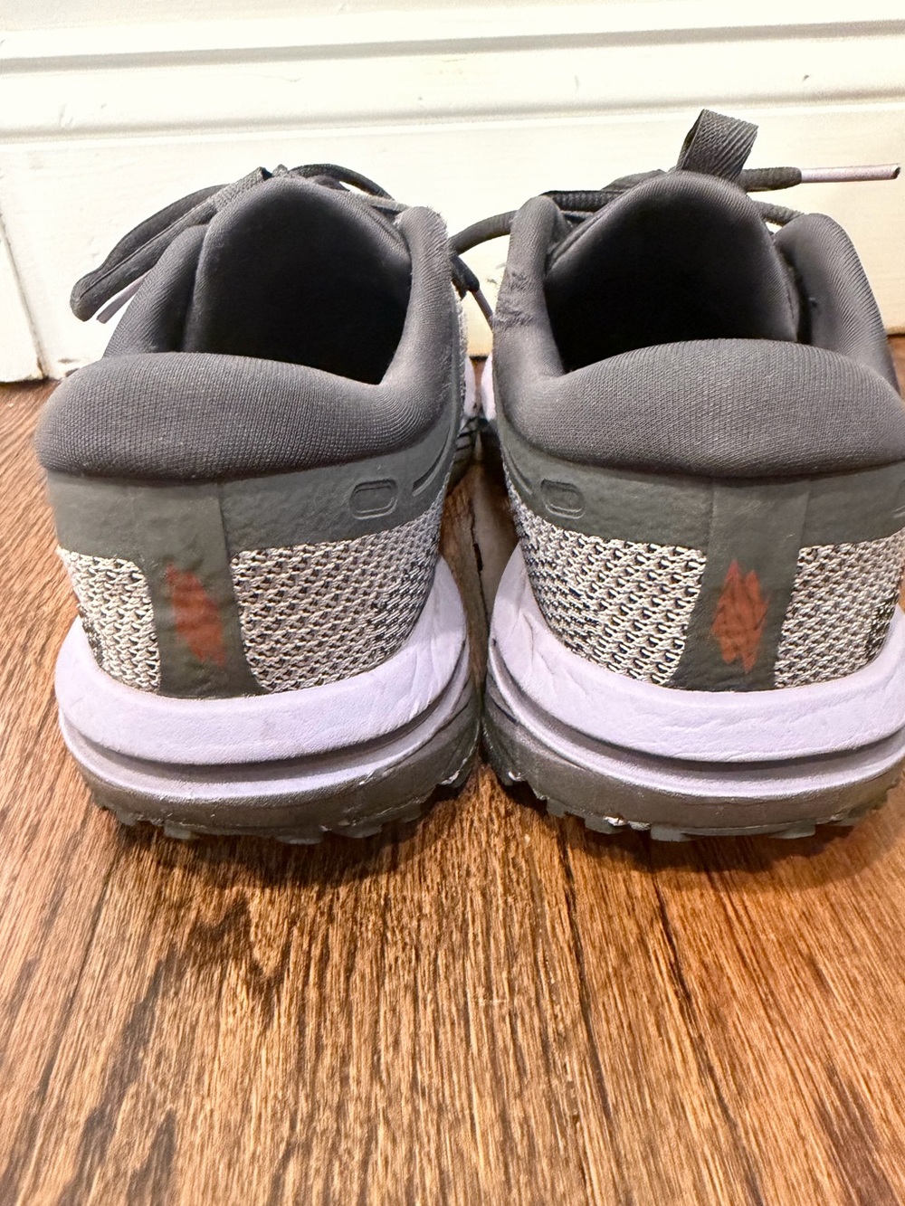 Women’s brooks running shoes - Picture 10 of 10